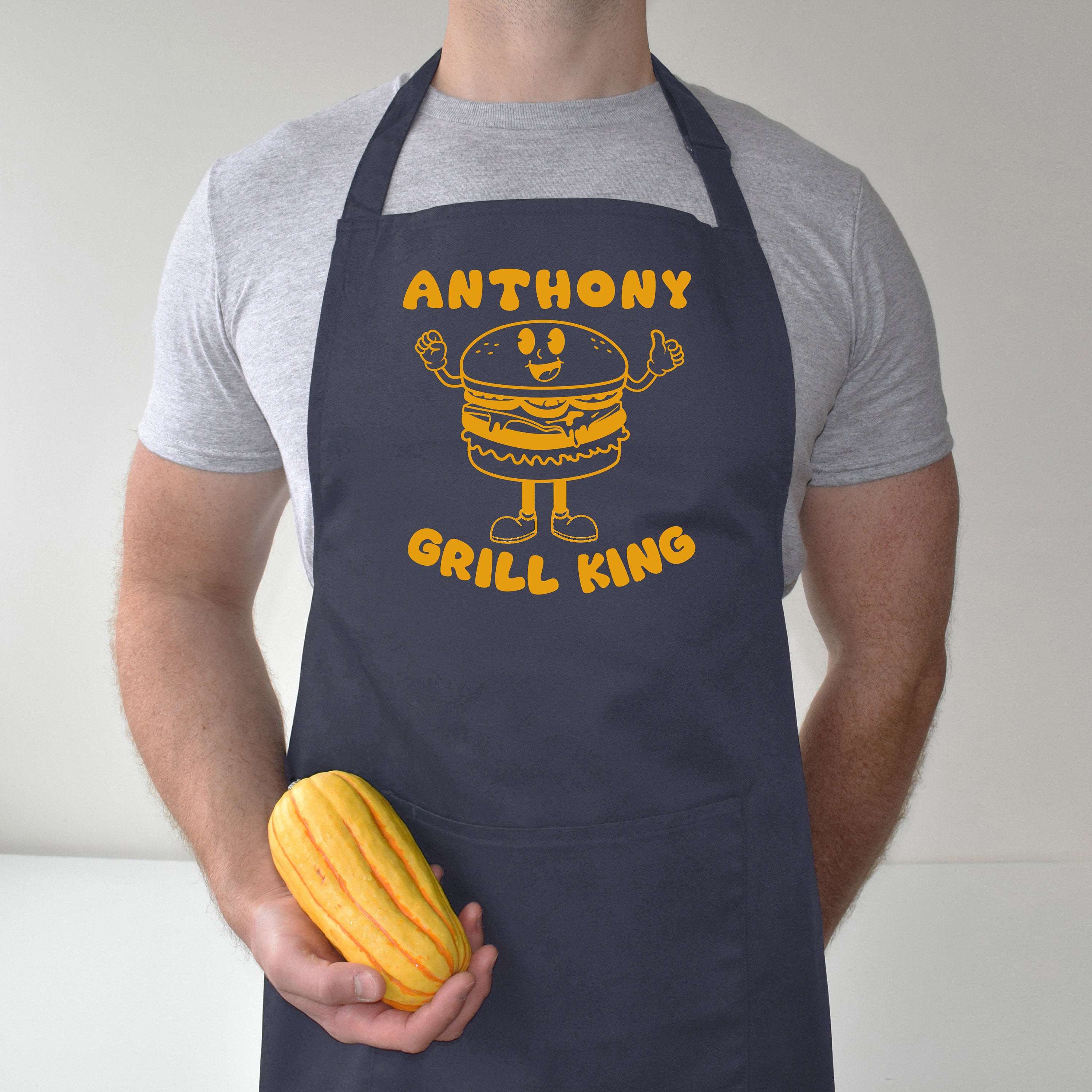 Grill King Cooking Apron with Retro Burger Mascot, Personalised Gift for Grill Enthusiasts, Father's Day and Birthdays, Adjustable, Durable